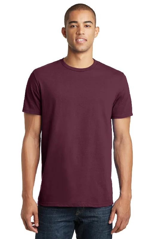 Men's short-sleeve muted soccer tee-District Mens The Concert Short Sleeve Crewneck T-Shirt - Maroon