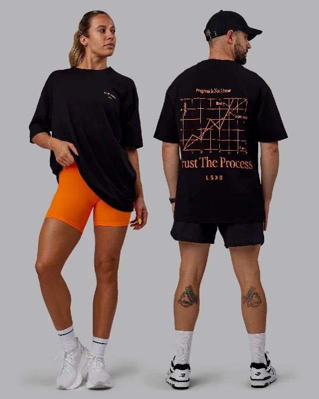 Men's short-sleeve sleek neutral-casual-new-flex shirt-Unisex Trust The Process 2.0 FLXCotton Tee Oversize - Black-Vibrant Orange